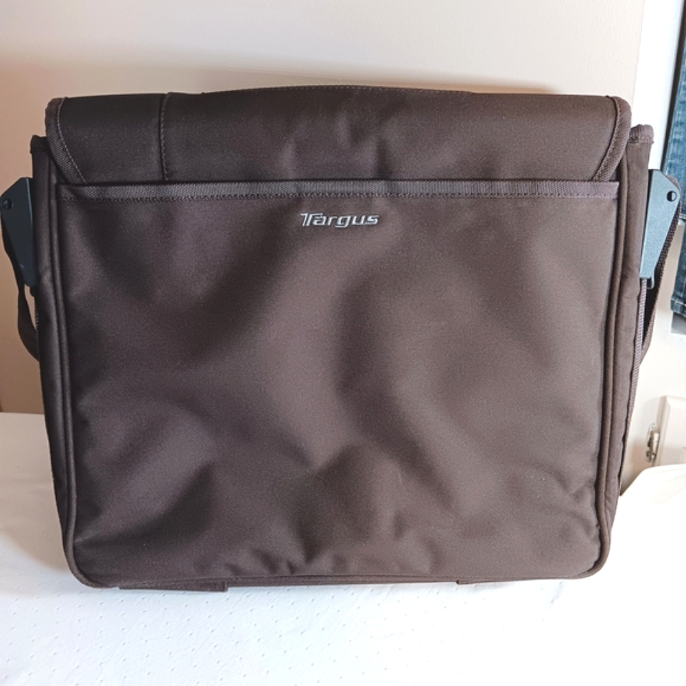 Targus Brown Canvas Laptop Bag Messenger Adjustable Strap Unisex - Picture 5 of 16